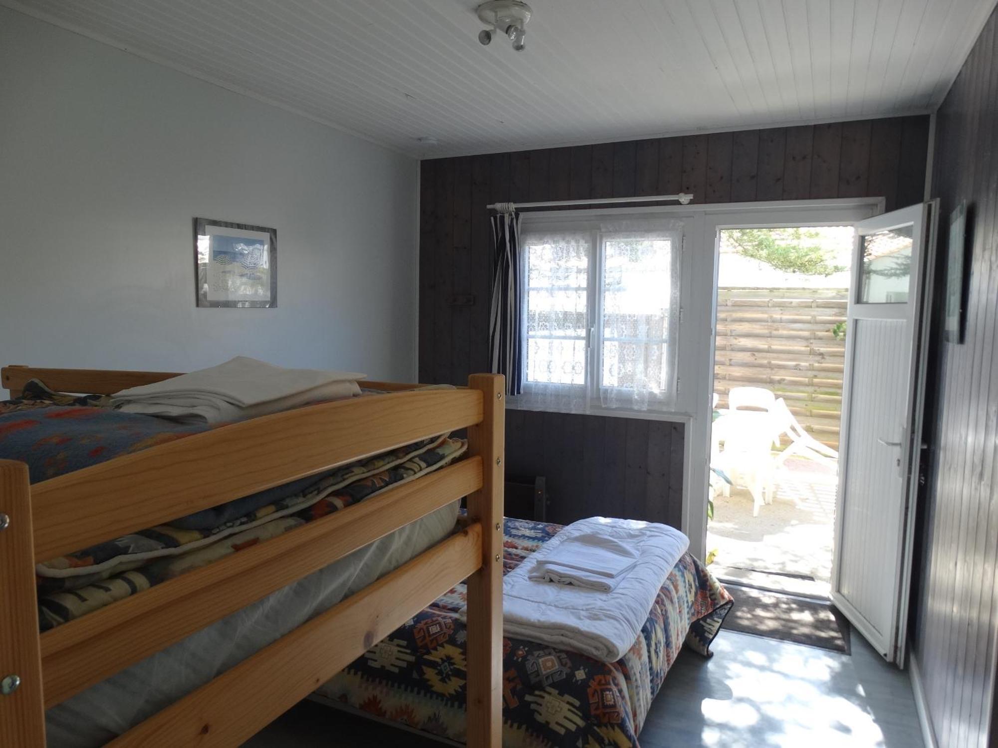 Residence Fleur Des Pins - Gites & Chambres D'Hotes Saint-Georges-d'Oleron Zimmer foto