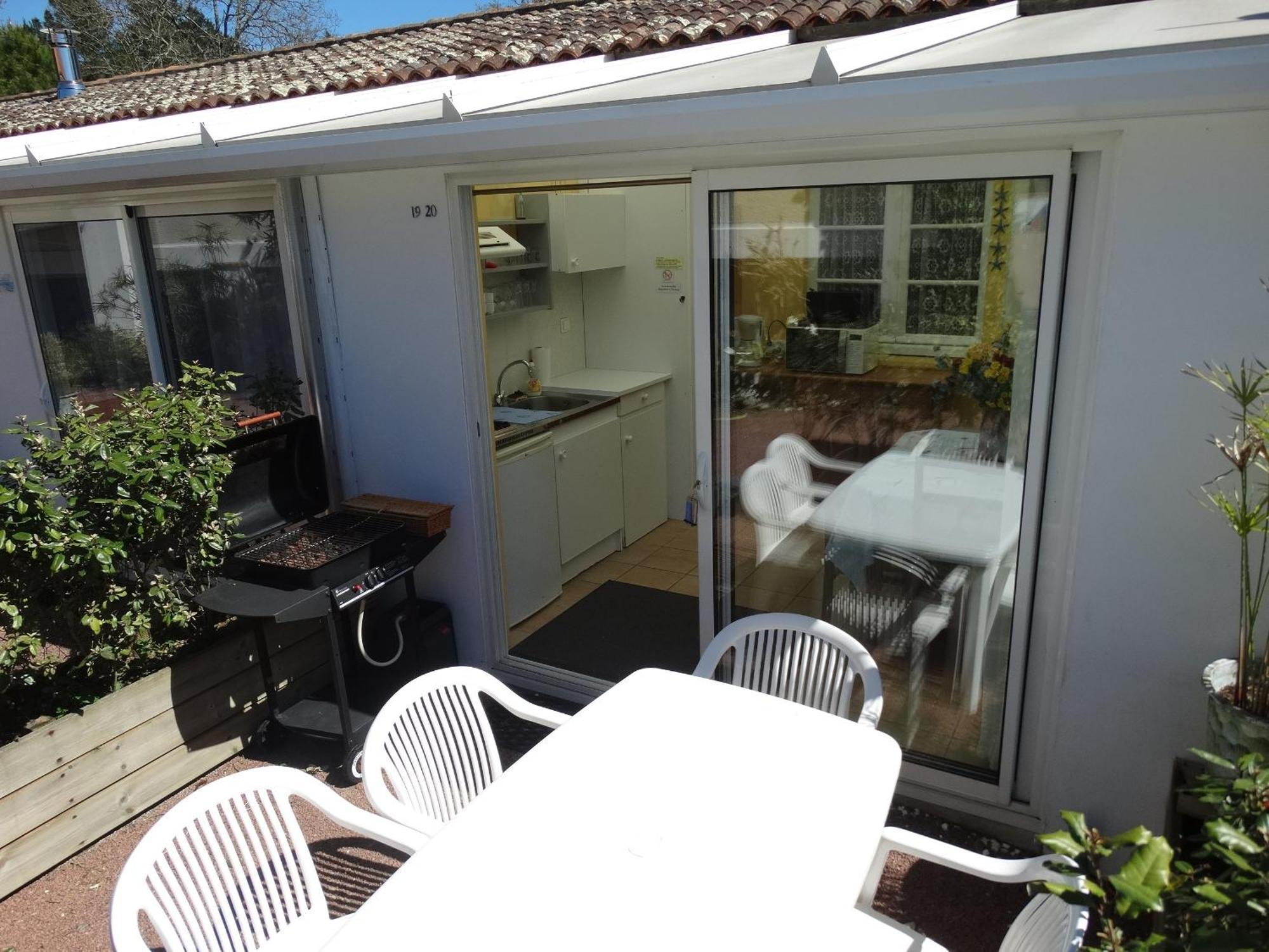 Residence Fleur Des Pins - Gites & Chambres D'Hotes Saint-Georges-d'Oleron Zimmer foto